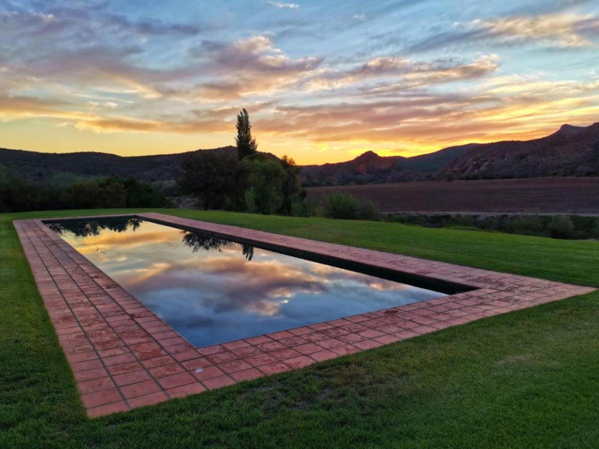 Ferienwohnung Red Mountain Ridge Karoo Oasis And Guest Farm Buffelskloof Exterior foto
